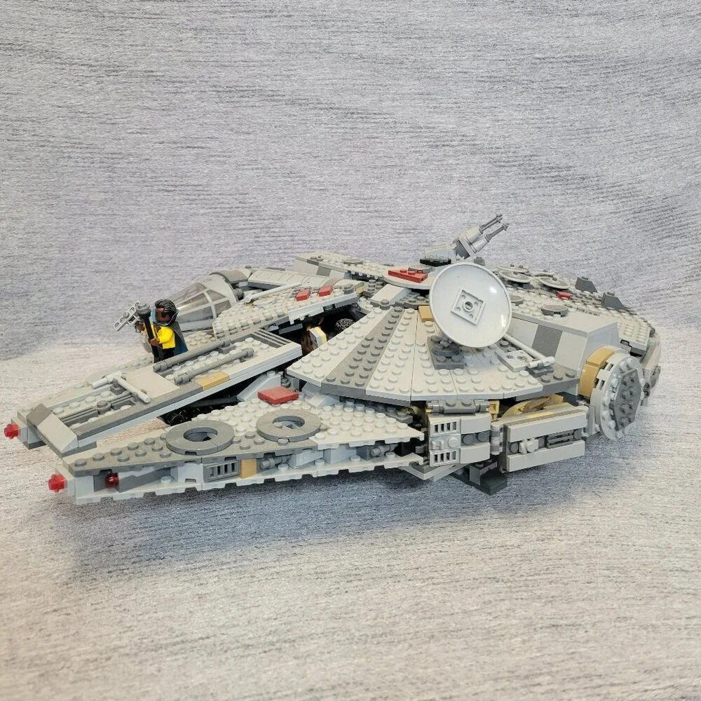 Lego Star Wars Millennium Falcon 75257